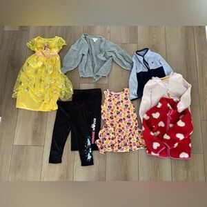 Girls 3T Lot of Clothes